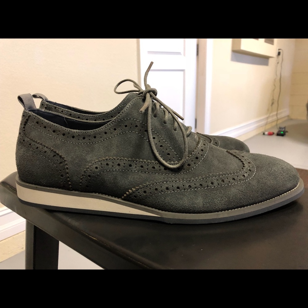 NWOT Gray Suede Oxfords